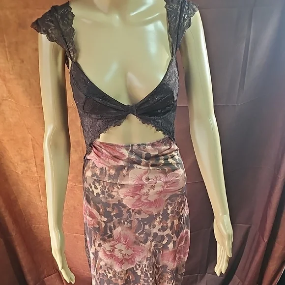 Free People Floral Maxi Skirt in Pink and Brown - Picture 2 of 5